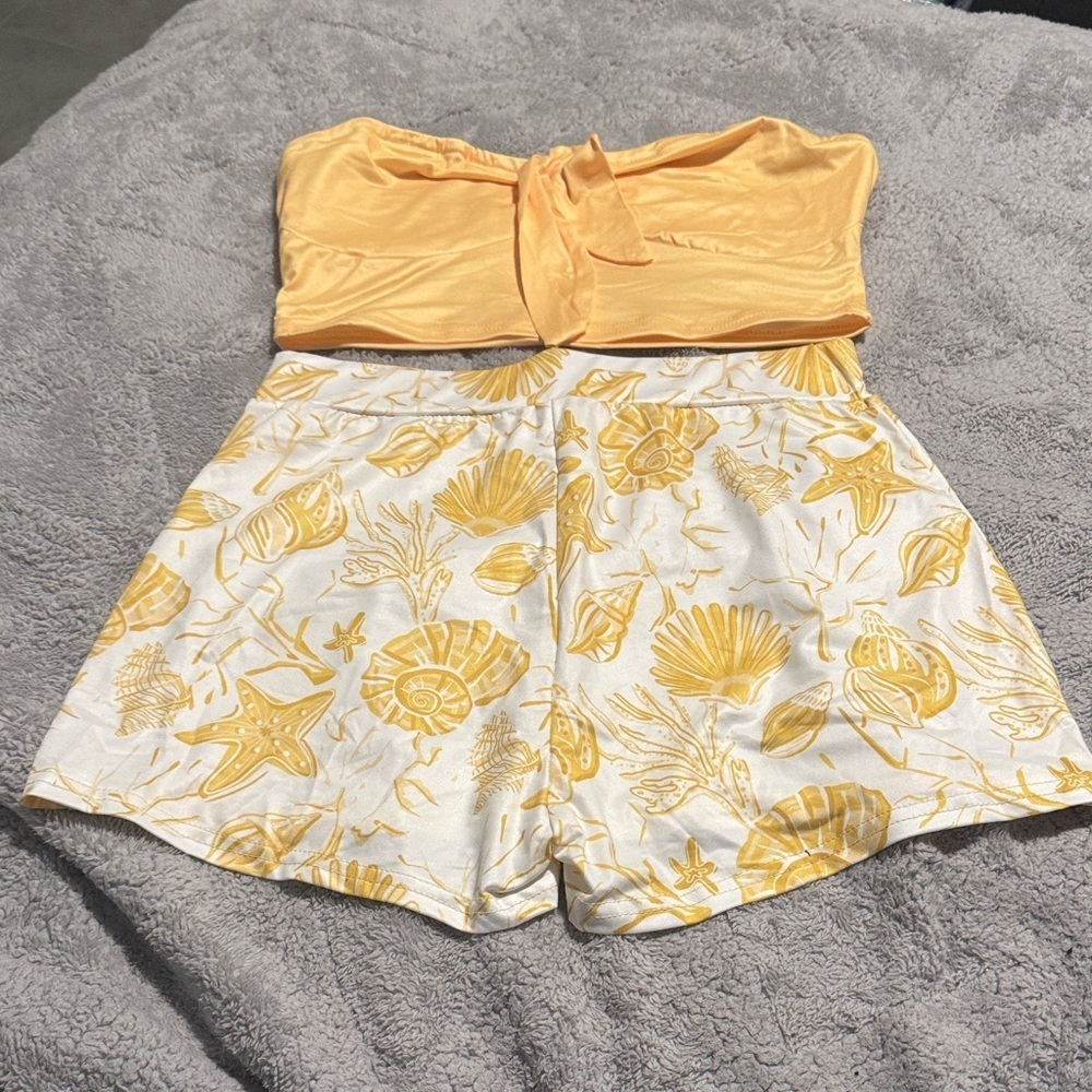 Yellow and White Seashell Print Women's Matching Set